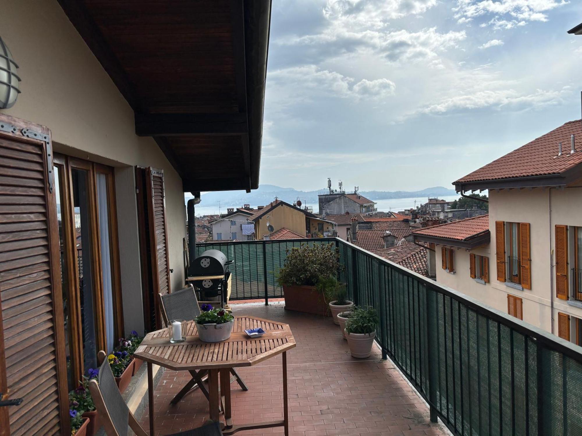 La Terrazza Appartement Verbania Buitenkant foto